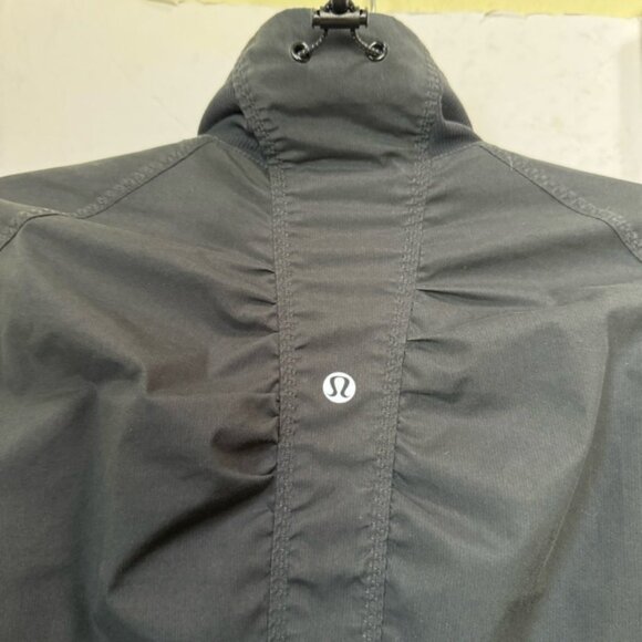 Lululemon Run Back On Track Jacket Lightweight Pockets Zip Ruched Ruffle Black S - Picture 12 of 16